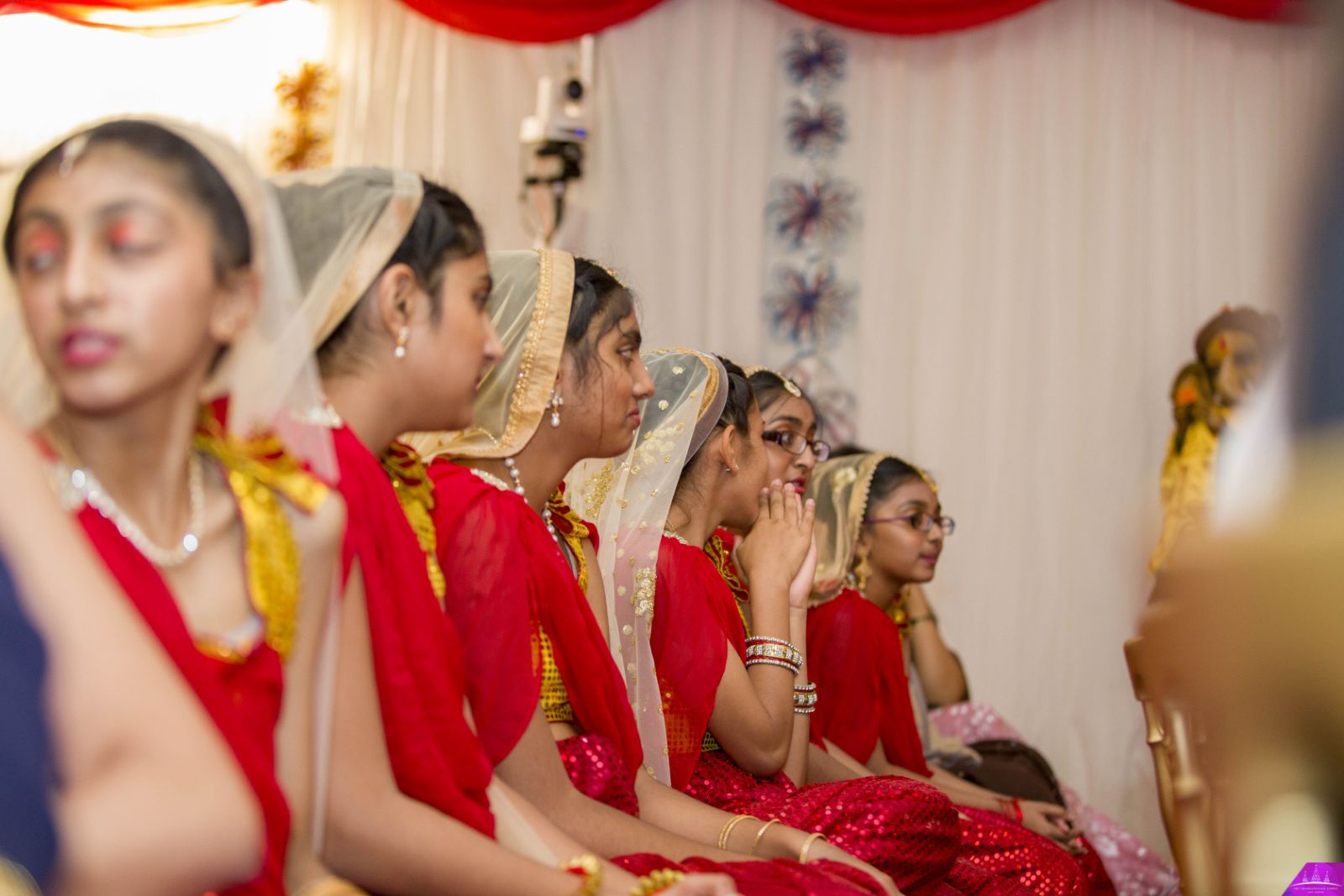 ©1987-2017 SKS Swaminarayan Temple East London